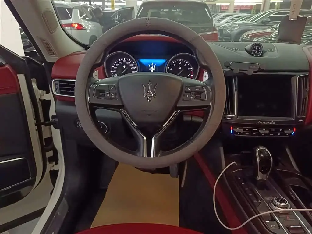 Maserati Levante 2017 — Photo 7/20