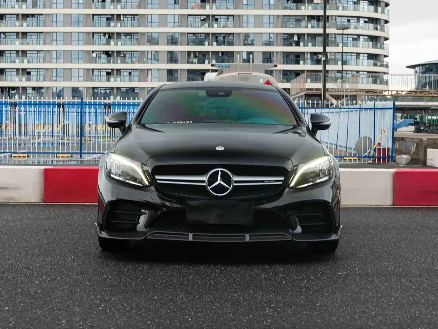 Mercedes-Benz C-Class AMG 2019 — Photo 2/9
