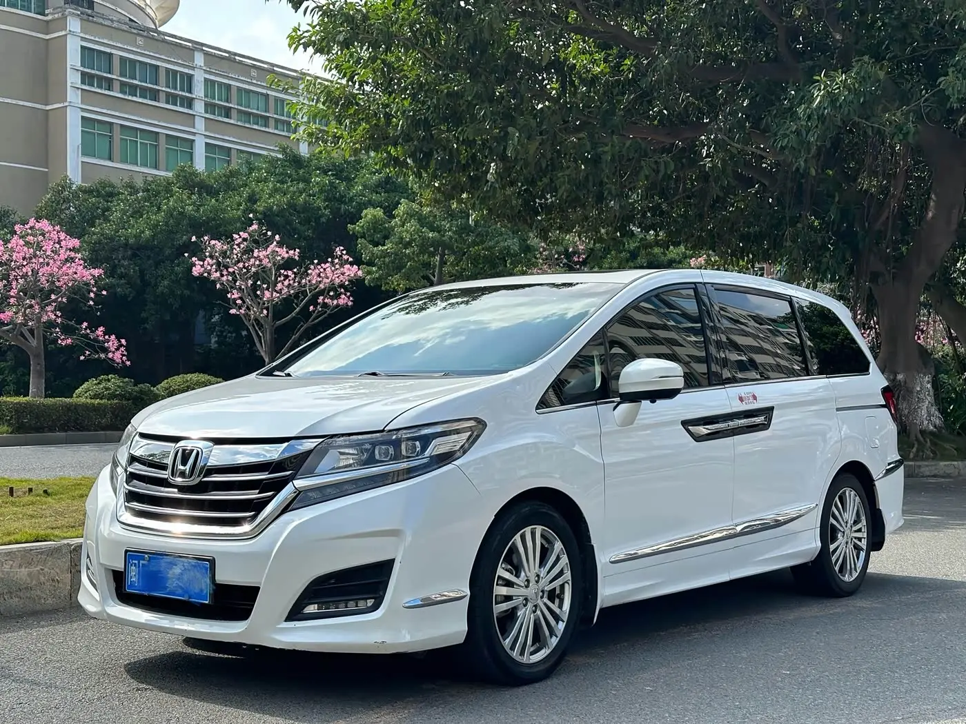 Honda Elysion 2019 — Şəkil 1/9