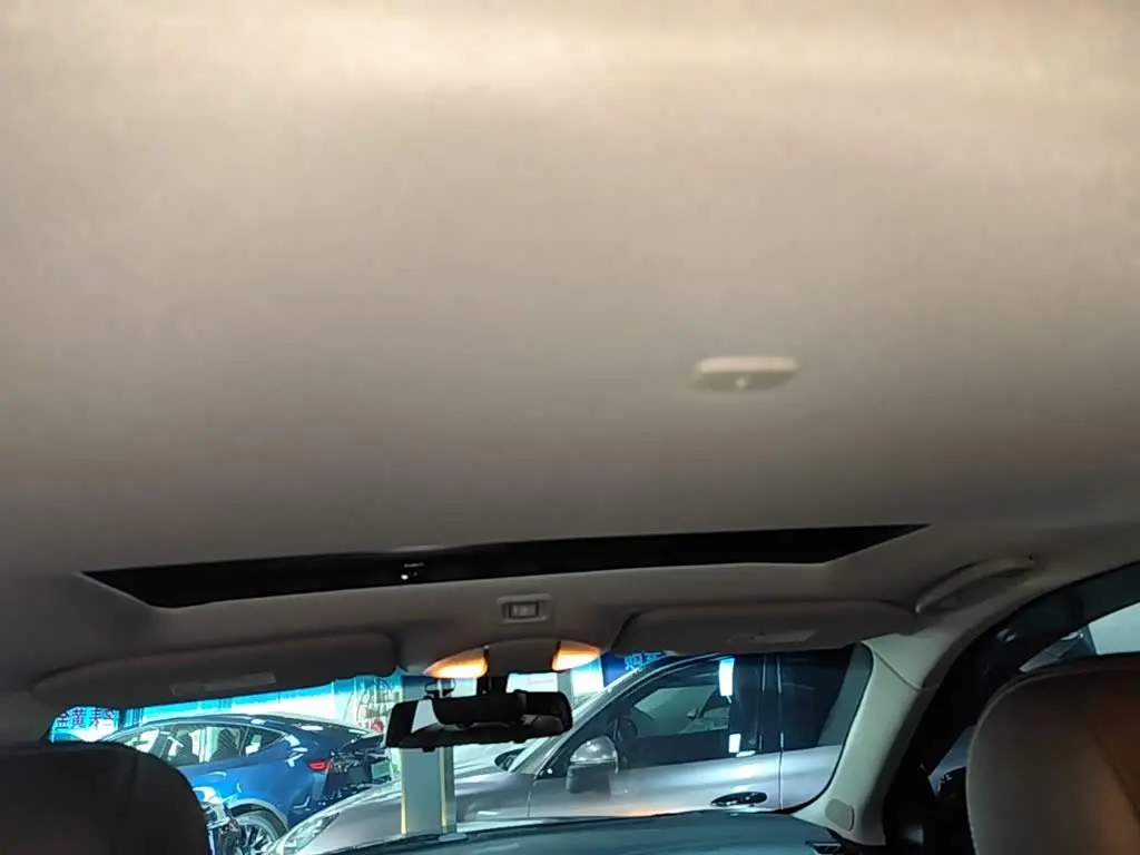Infiniti QX60 2019 — Photo 18/20