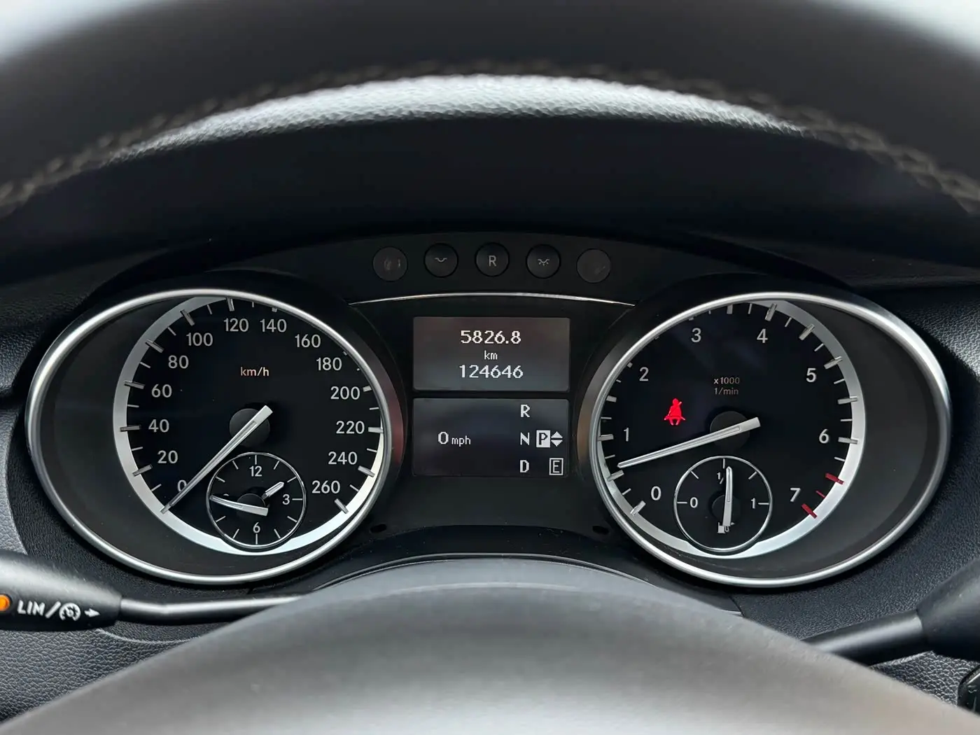 Mercedes-Benz R-Class 2018 — Photo 20/20