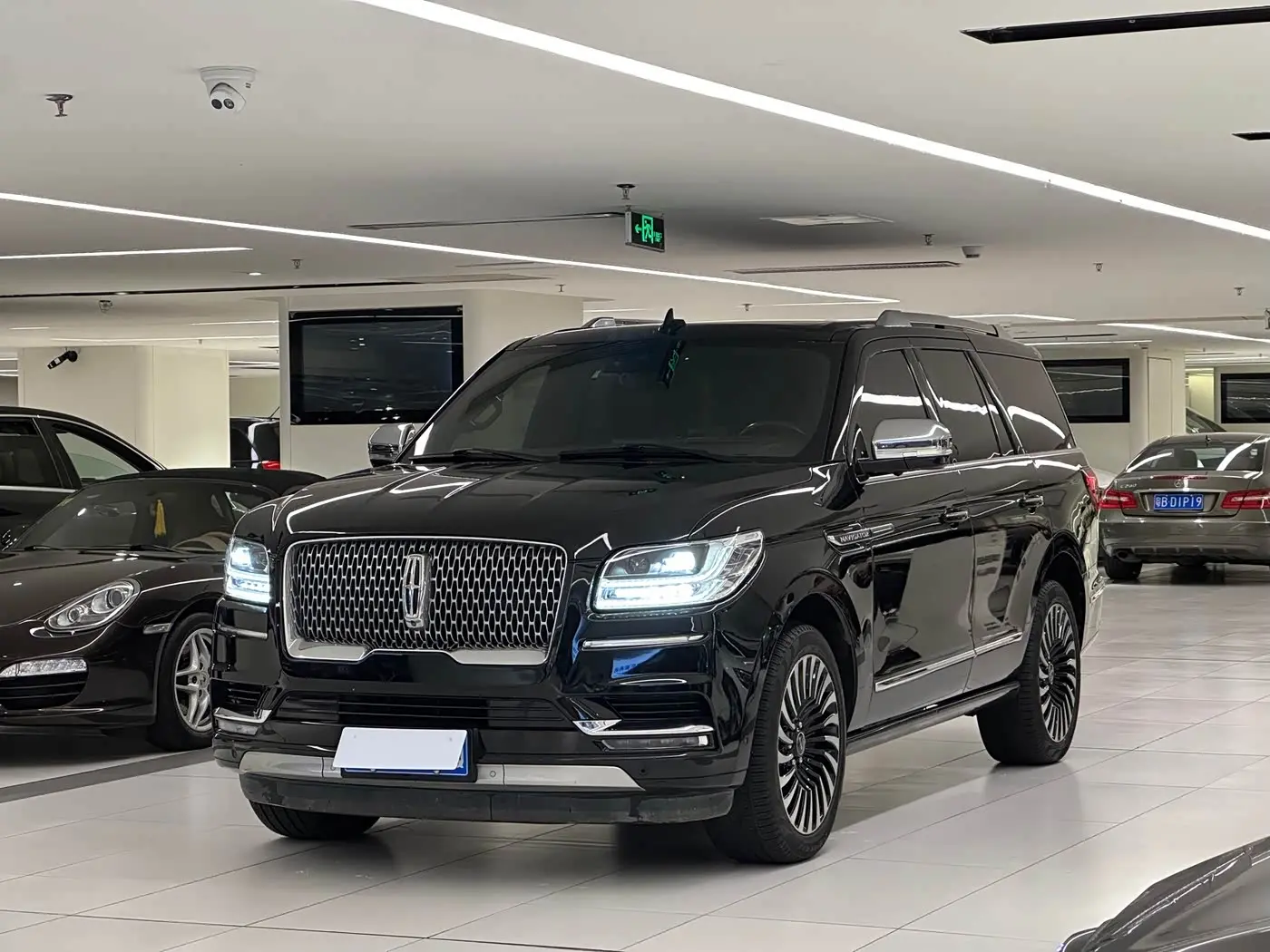 Lincoln Navigator 2021 — Şəkil 1/20