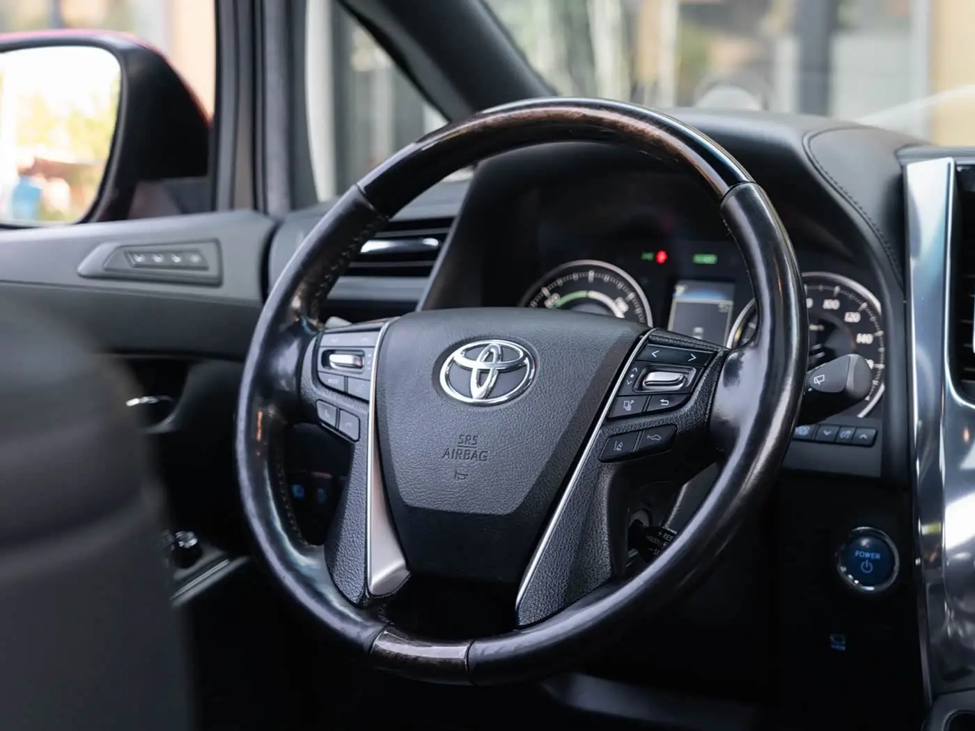 Toyota Alphard 2021 — Photo 9/20