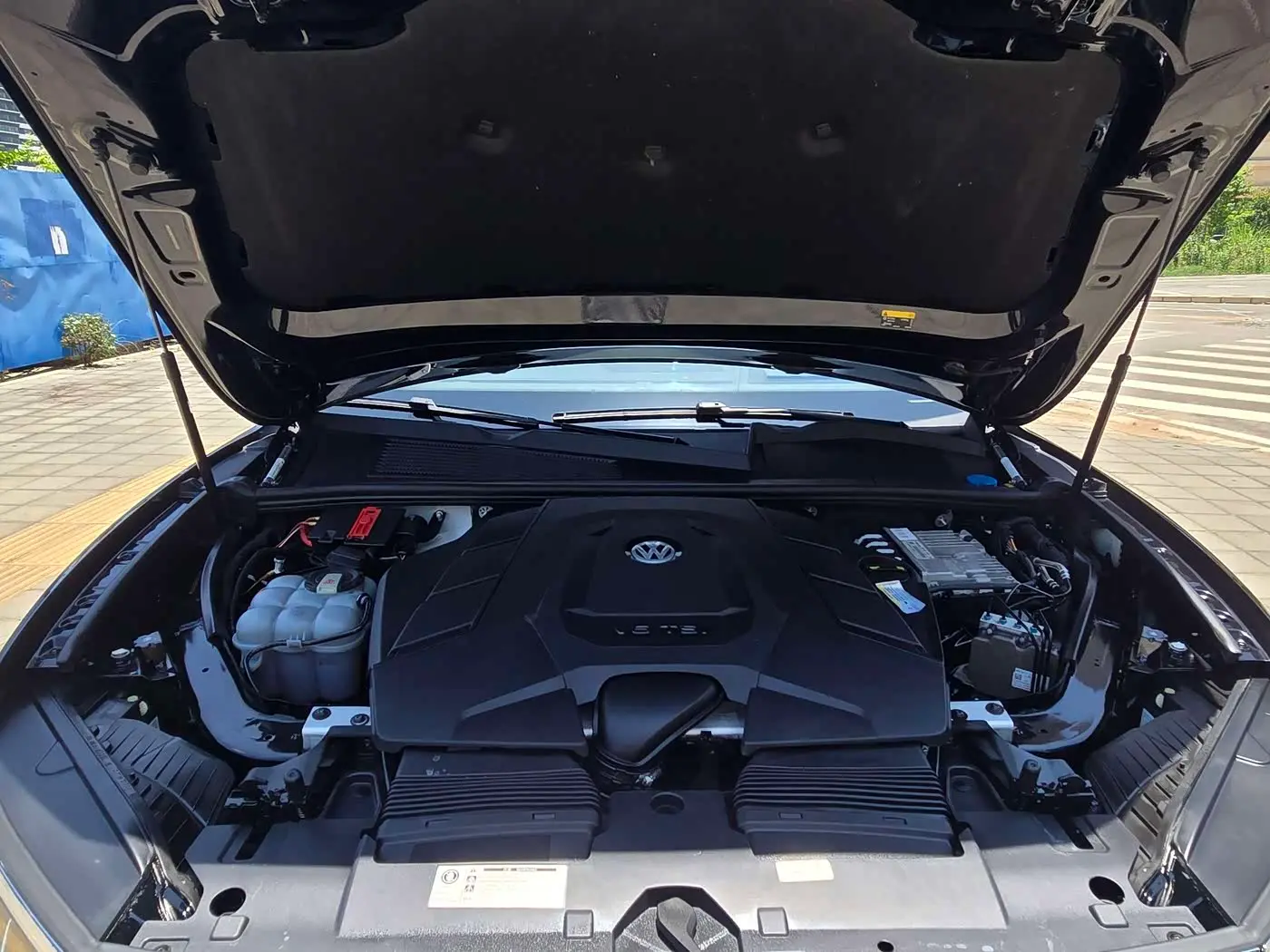 Volkswagen Touareg 2019 — Photo 9/12