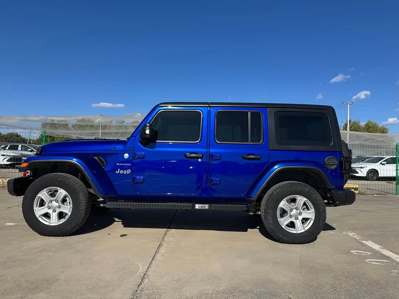 Jeep Wrangler 2020 — Photo 8/20