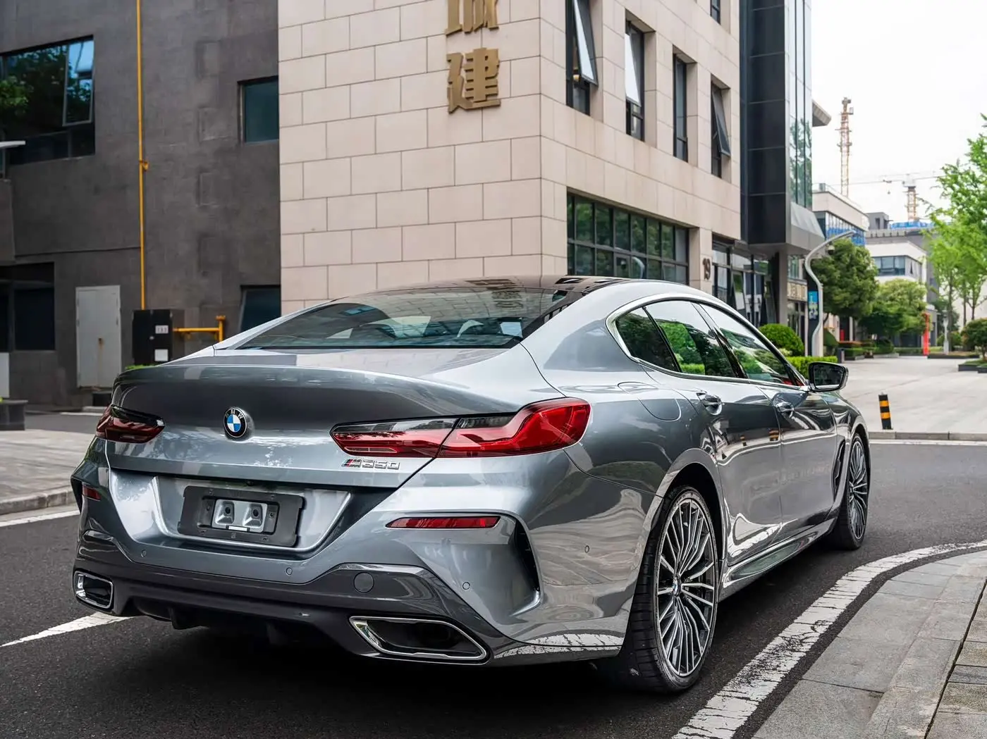 BMW 8 Series 2023 — ფოტო 9/9