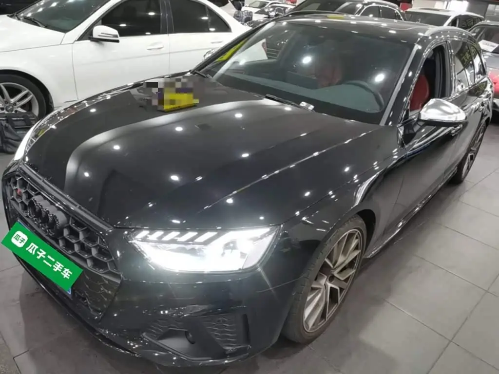 Audi S4 2024 — Photo 1/20