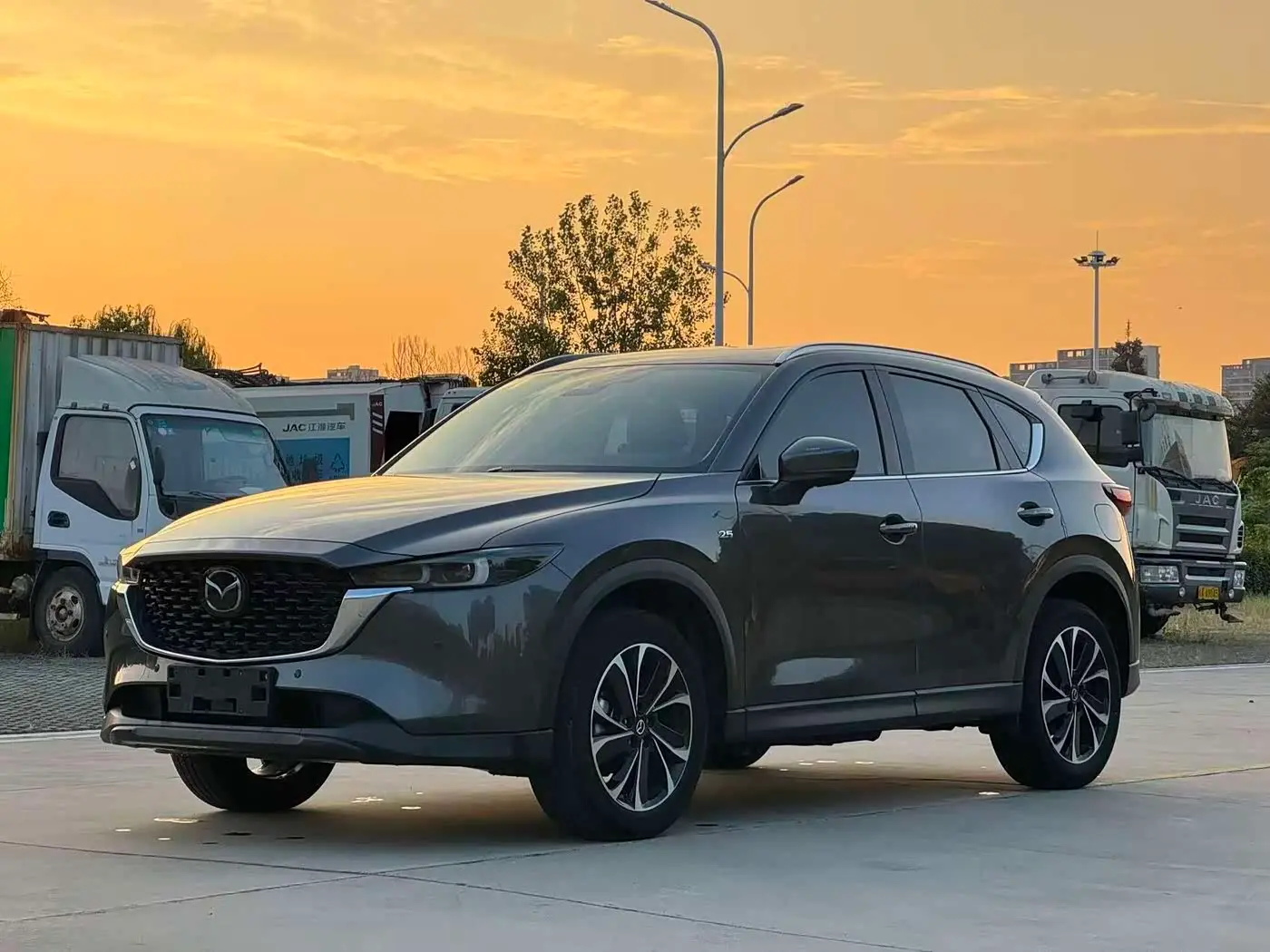 Mazda CX-5 2023 — Photo 1/20