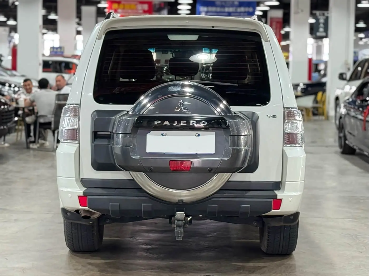 Mitsubishi Pajero 2018 — Фото 4/9