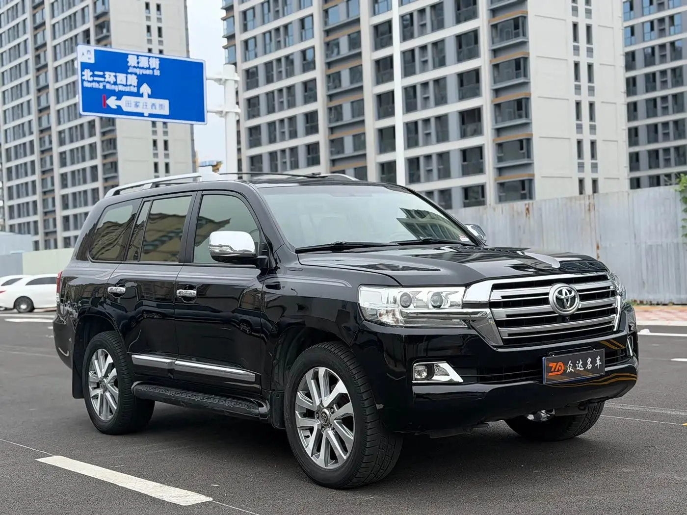 Toyota Land Cruiser 2016 — Photo 3/18