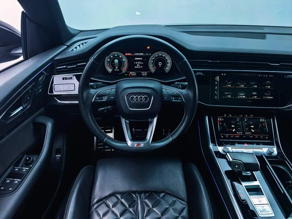 Audi Q8 2021 — Photo 12/20