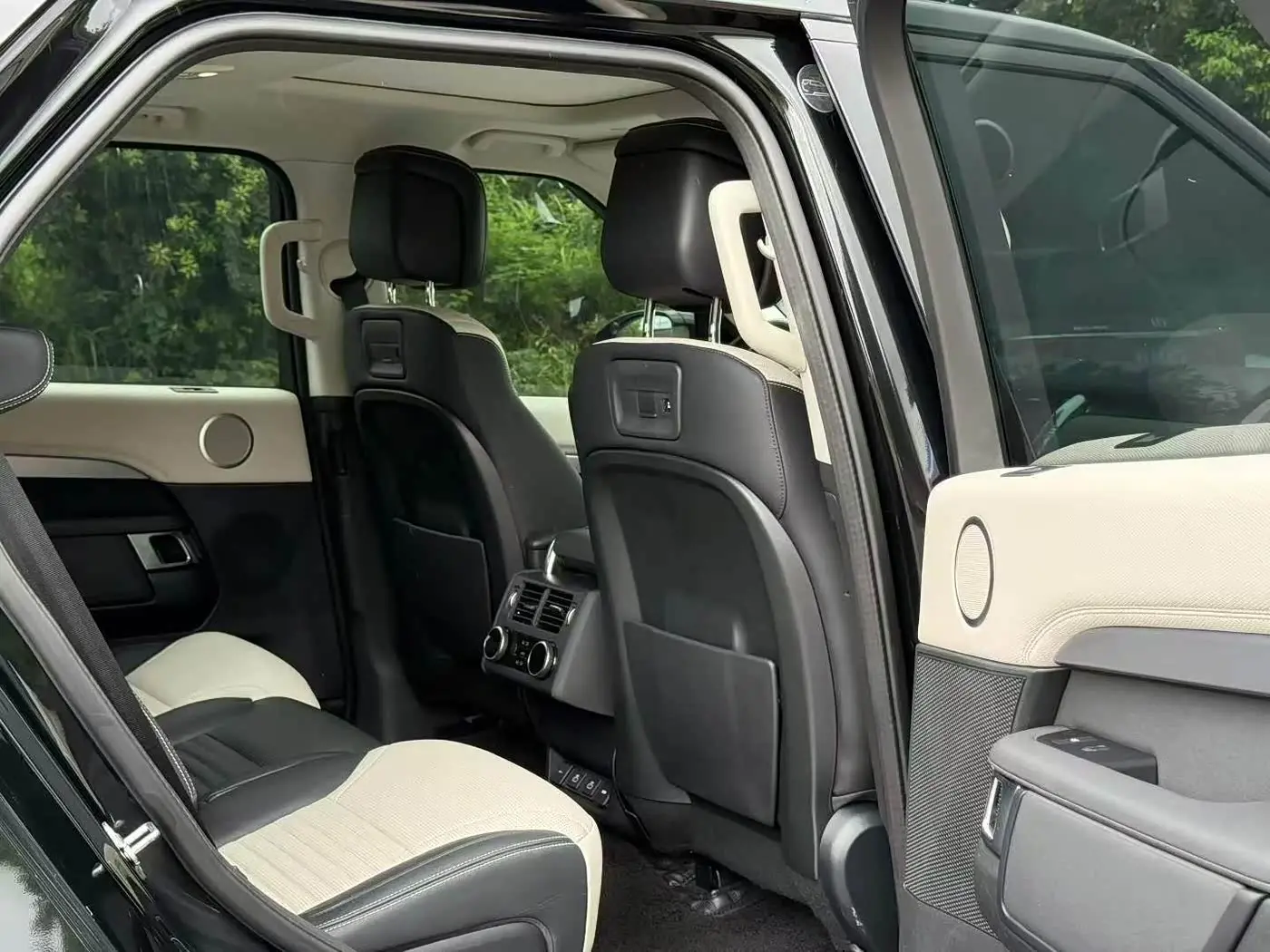 Land Rover Discovery 2021 — Şəkil 6/9