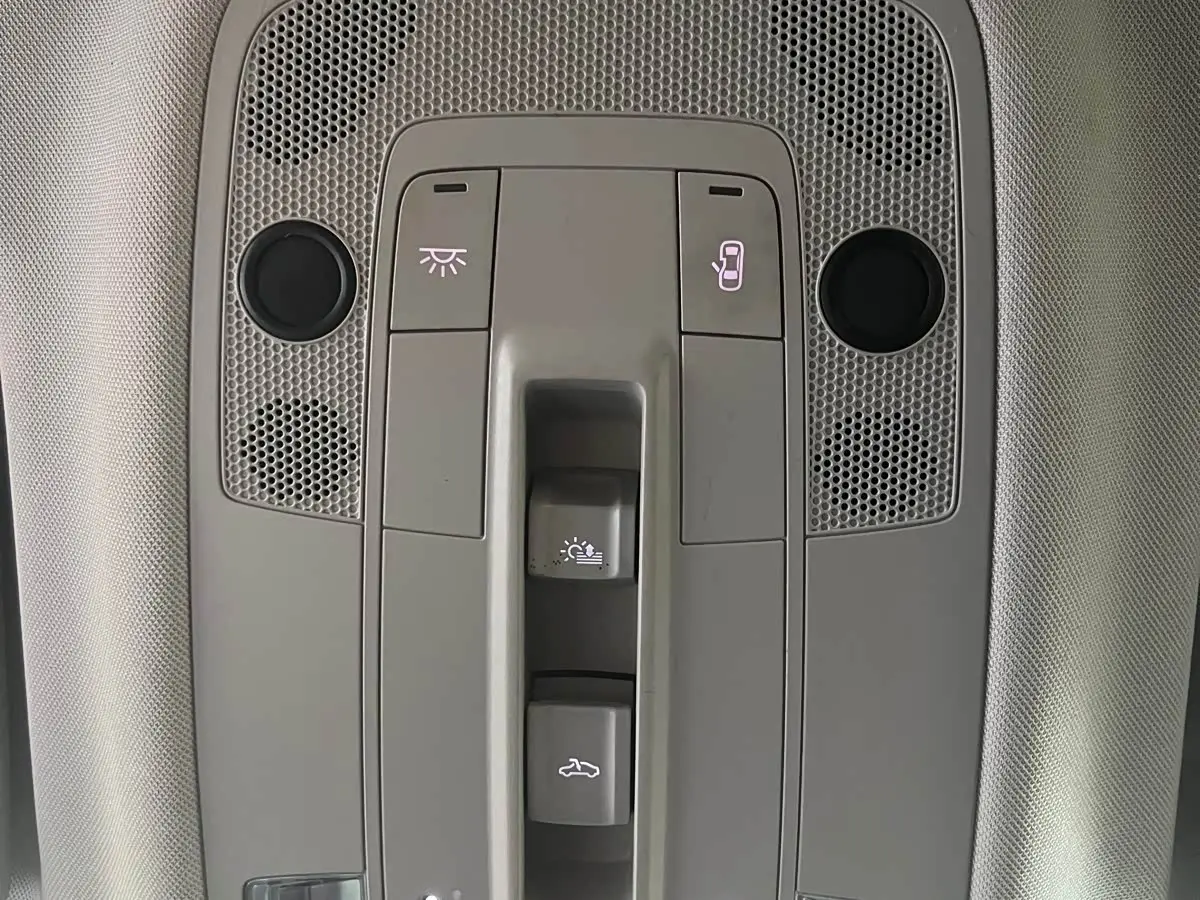 Audi Q3 2023 — Şəkil 17/19
