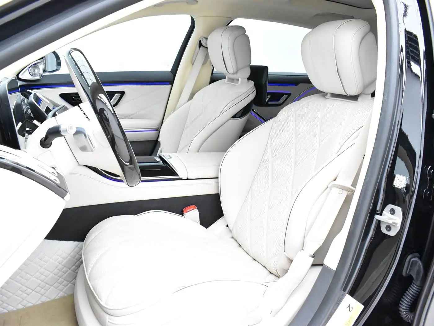 Mercedes-Benz Maybach S-Class 2024 — Фото 17/20