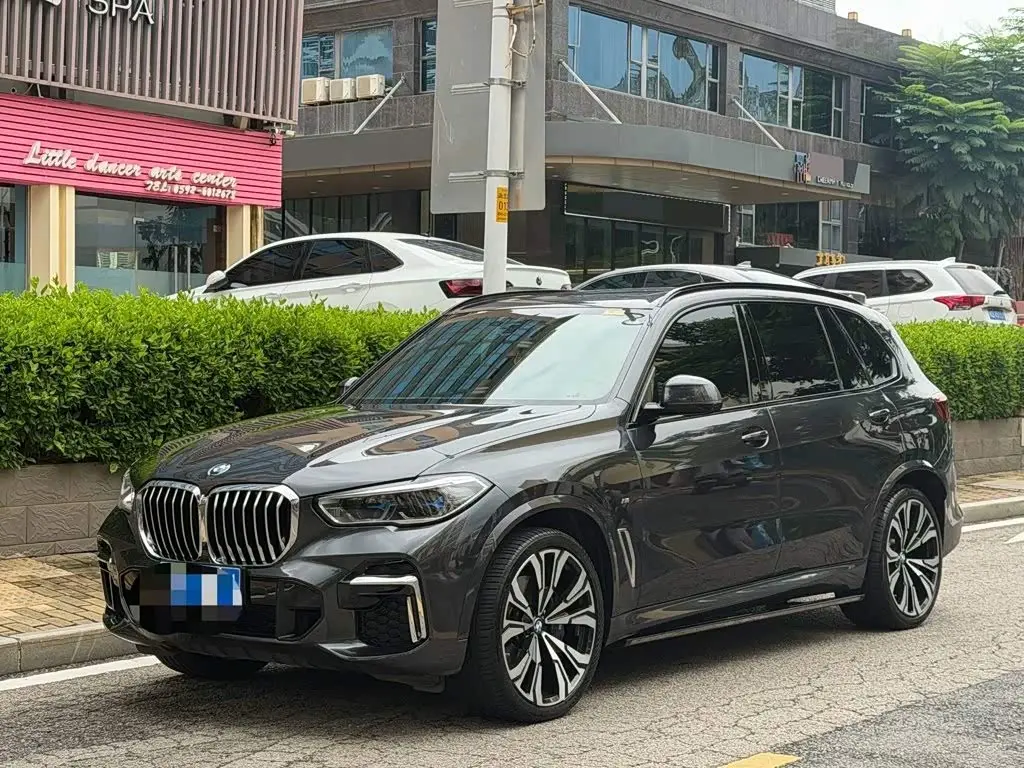 BMW X5 2023 — Photo 1/17