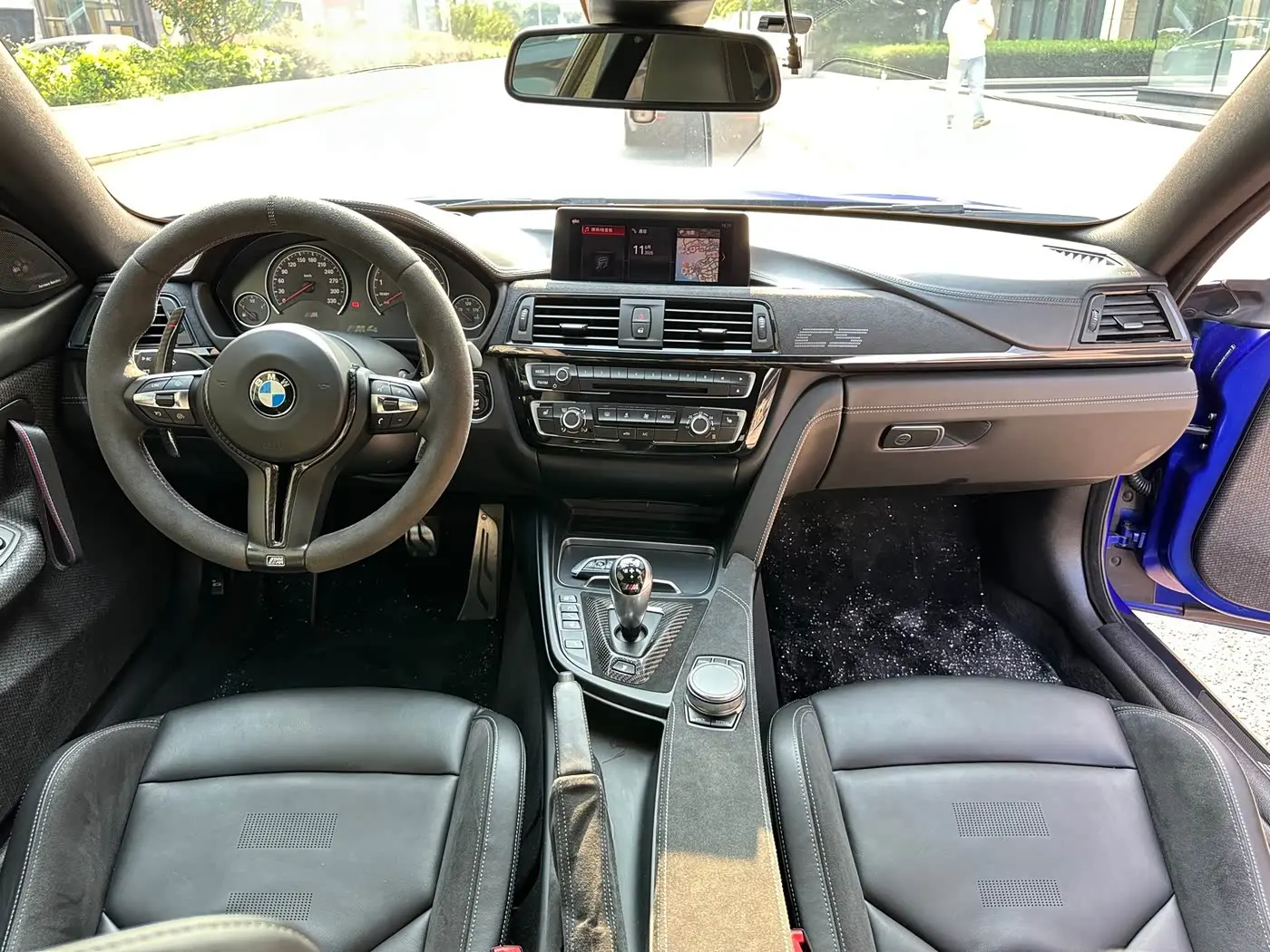 BMW M4 2019 — Photo 13/20