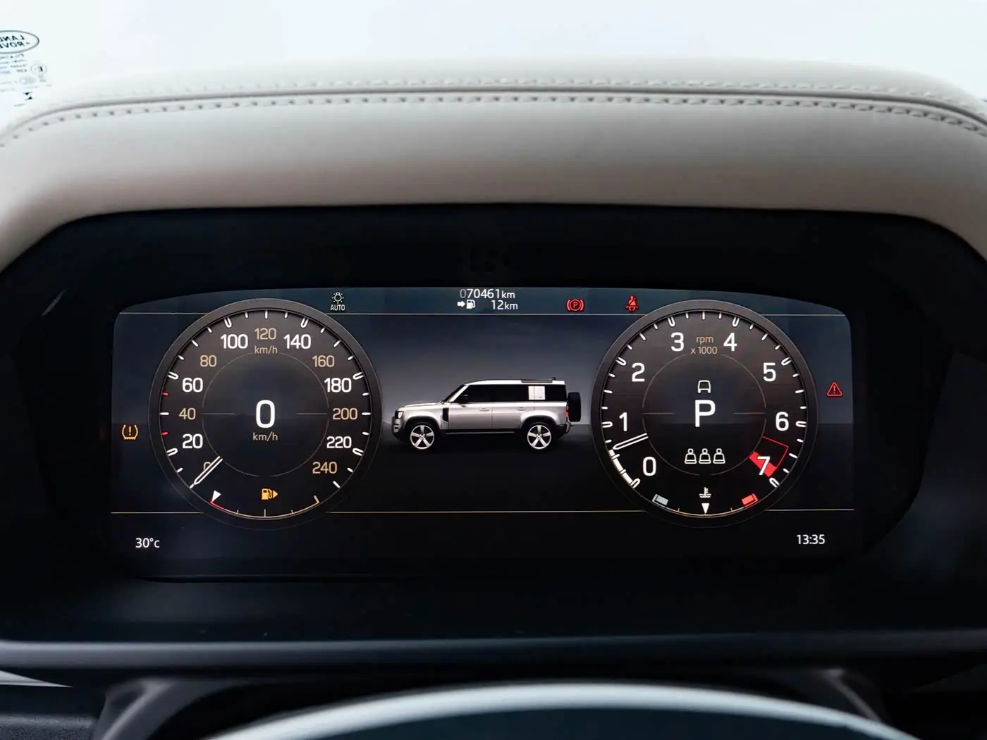 Land Rover Defender 2022 — Фото 18/20