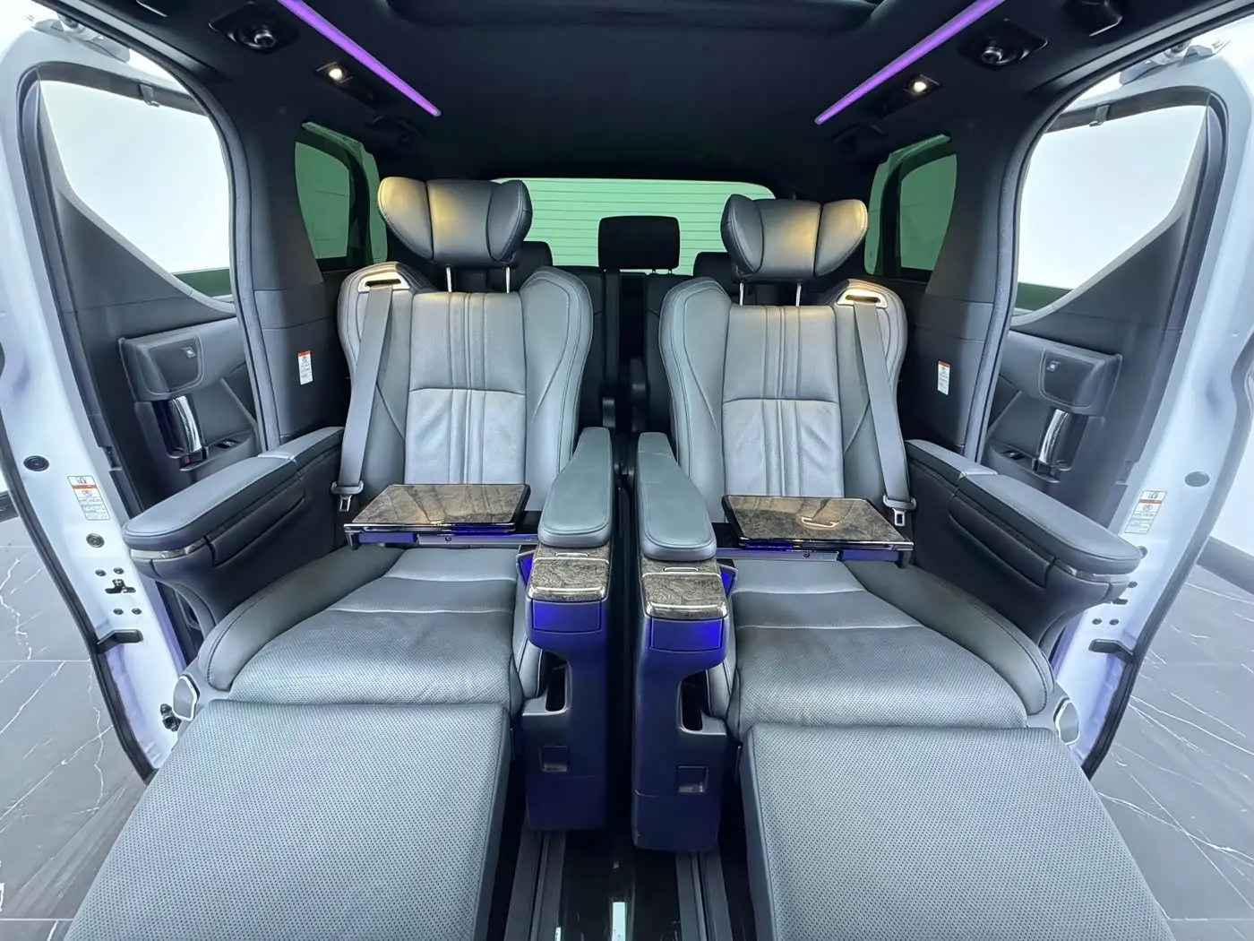 Toyota Alphard 2021 — Фото 13/20