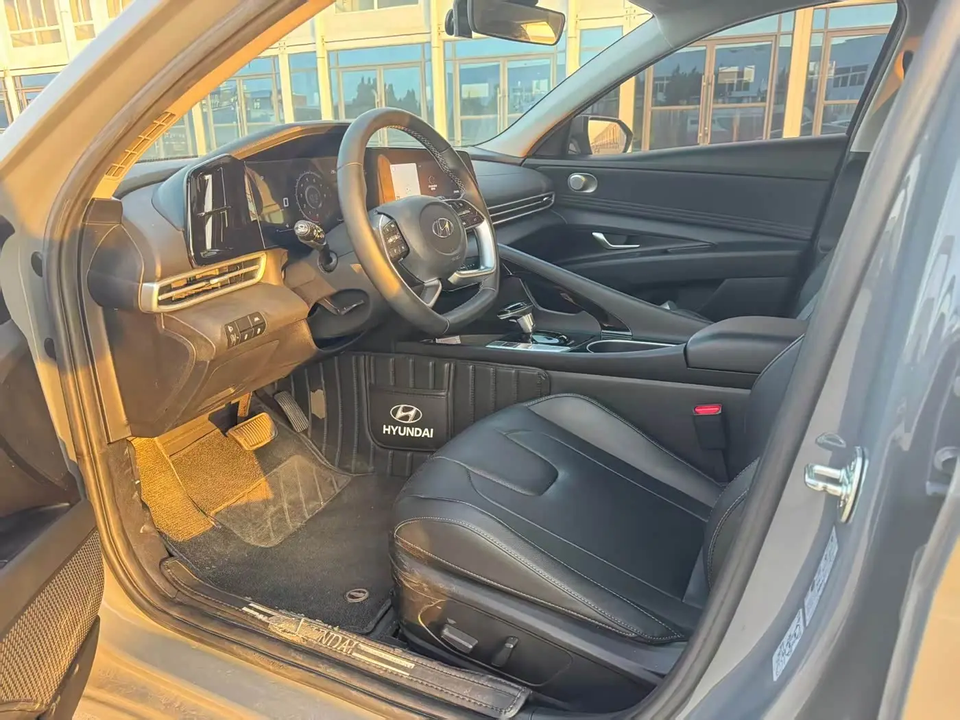 Hyundai Elantra 2022 — Şəkil 3/8