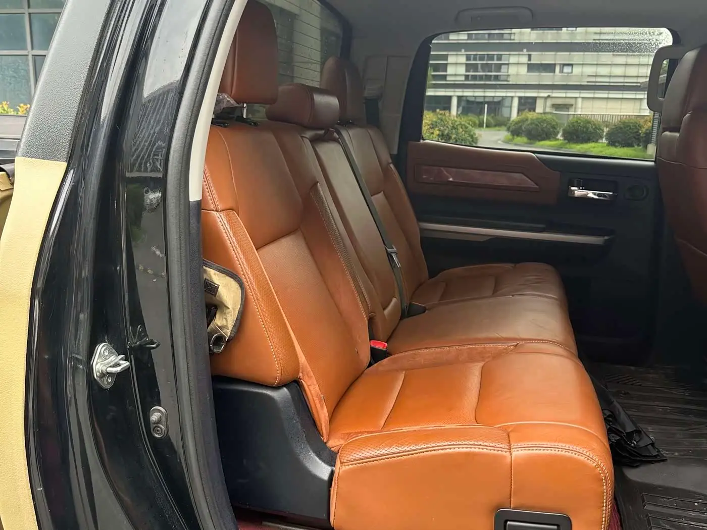 Toyota Tundra 2014 — ფოტო 12/17