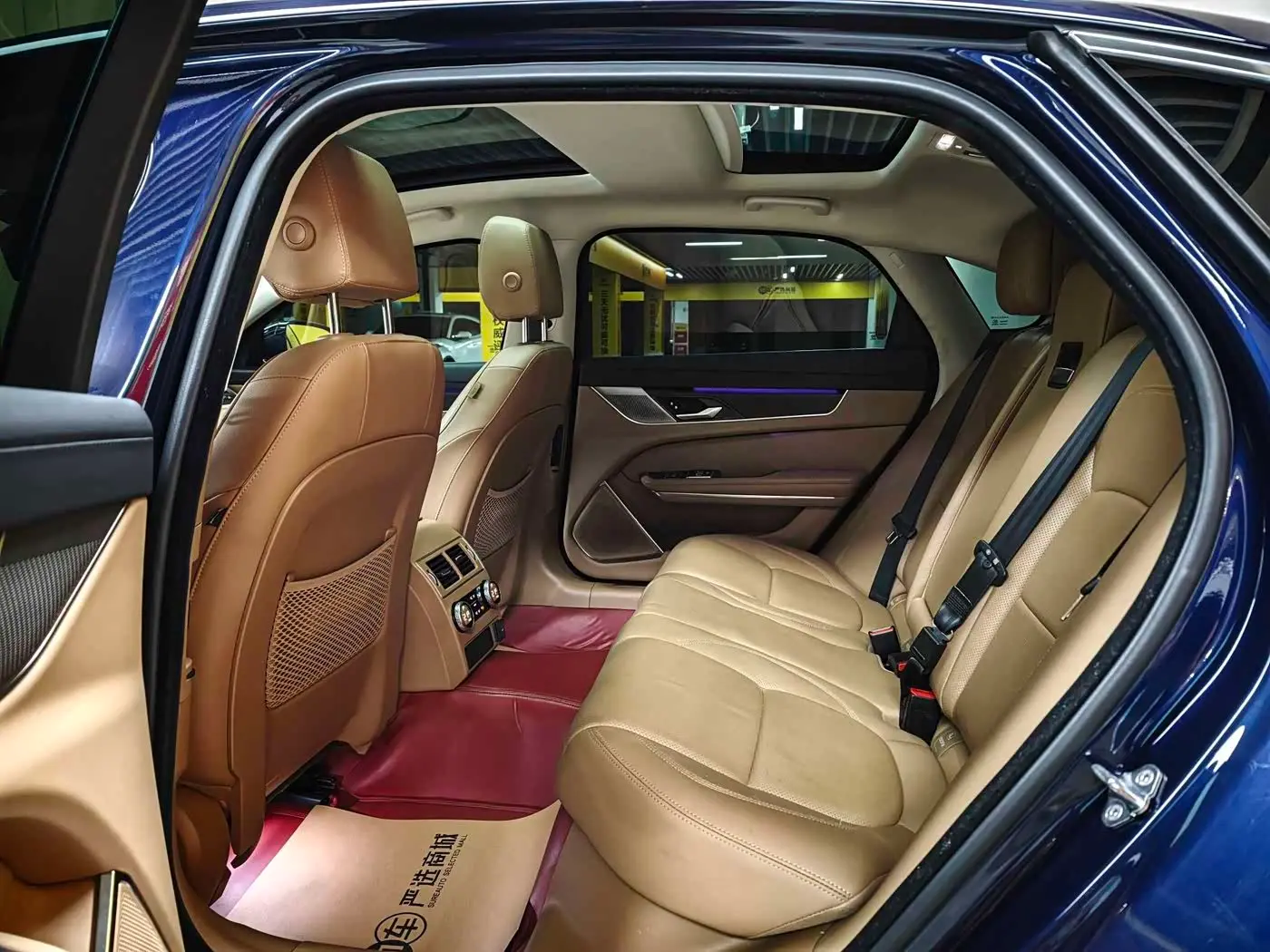 Jaguar XFL 2021 — Фото 10/11