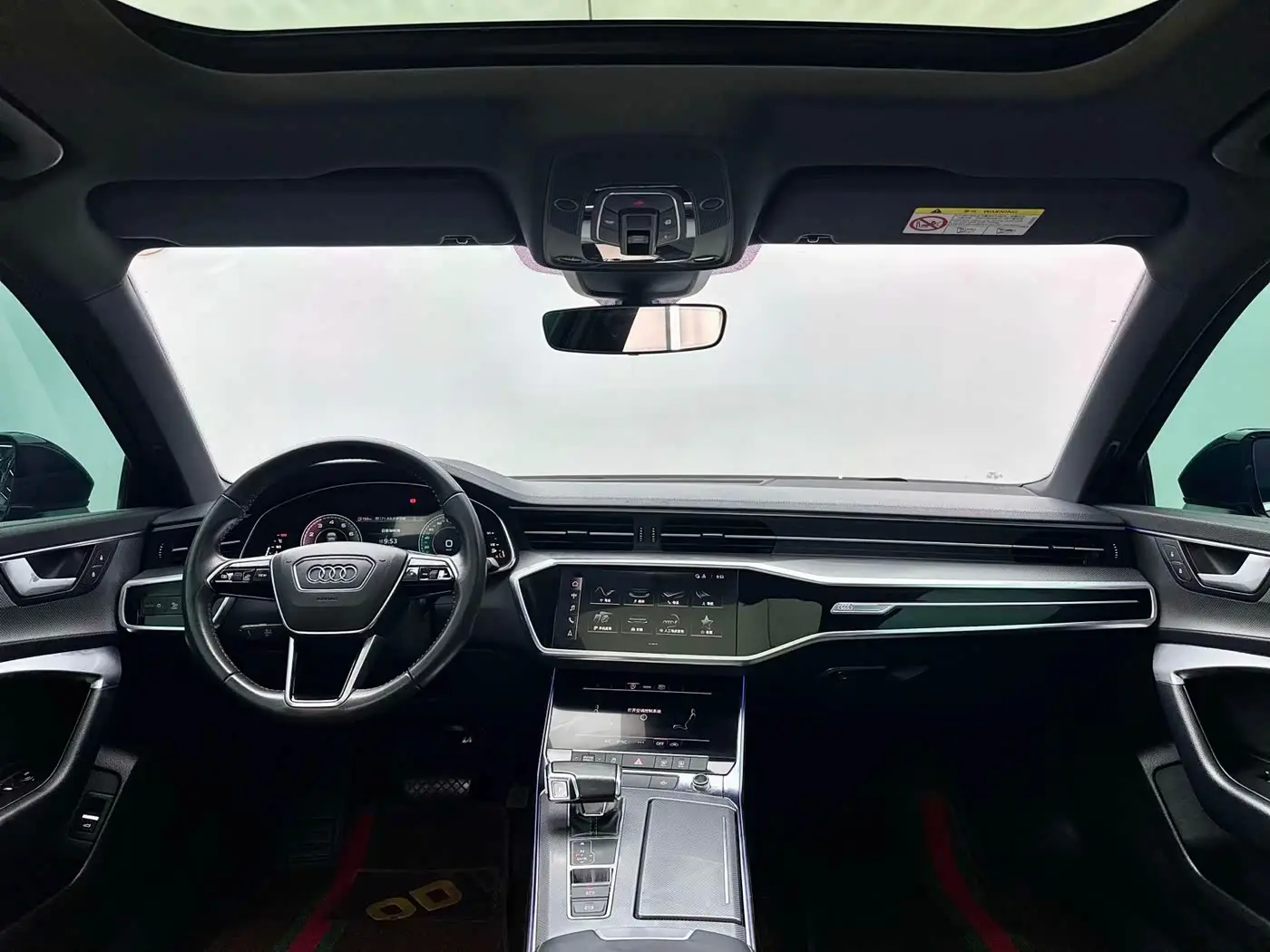 Audi A6L 2021 — Photo 3/13
