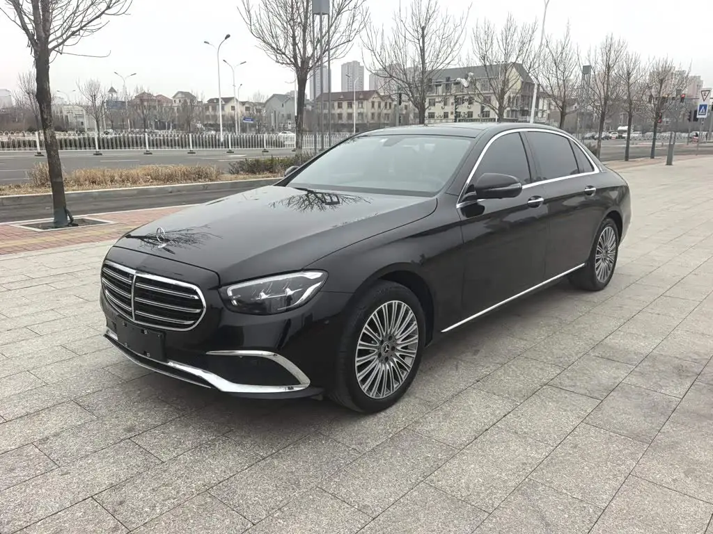 Mercedes-Benz E-Class, 2022