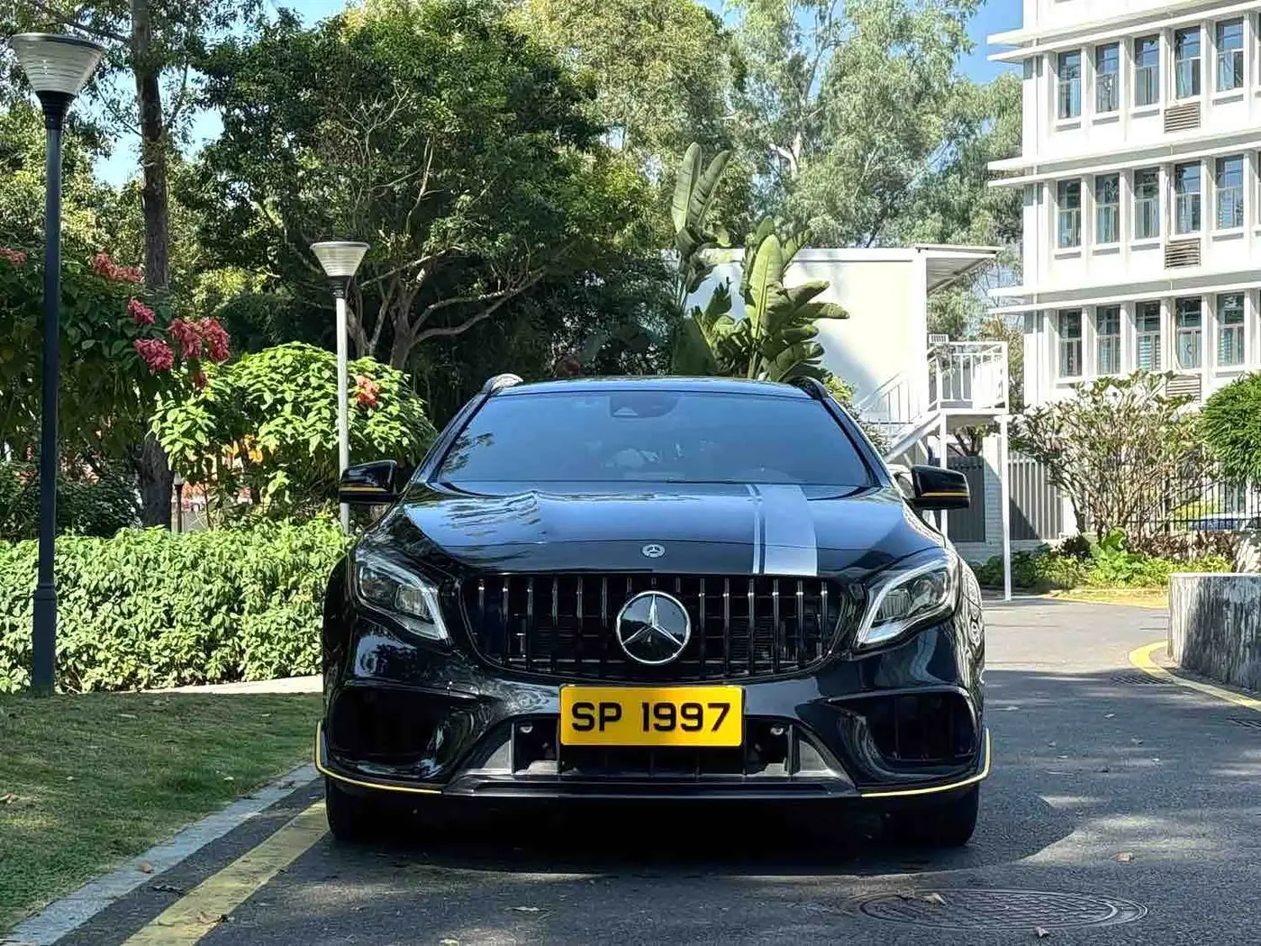 Mercedes-Benz GLA AMG 2018 — Photo 2/17