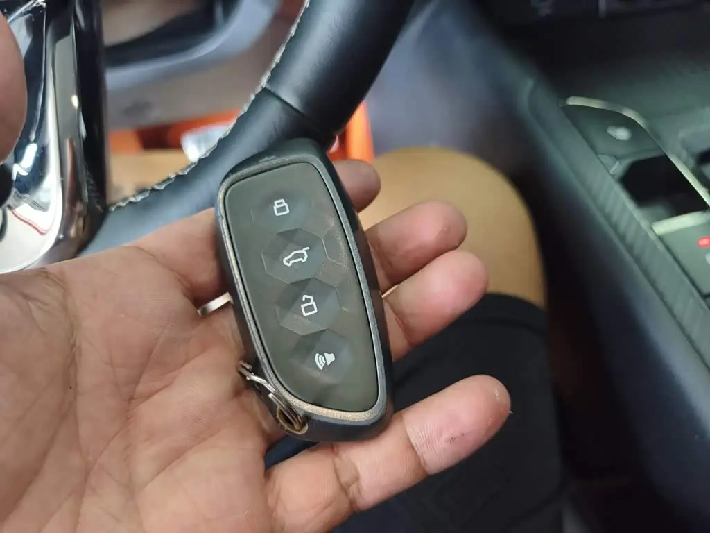 Haval Second-Generation Big Dog New Energy 2023 — Фото 9/20
