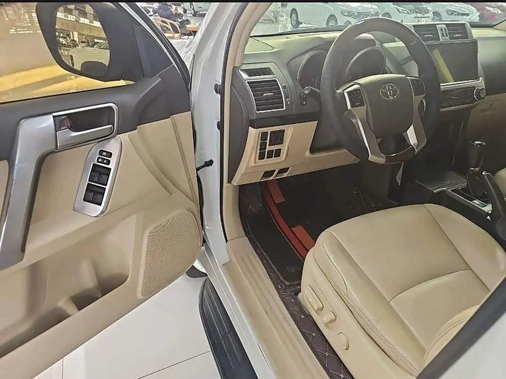 Toyota Prado 2017 — Фото 12/15