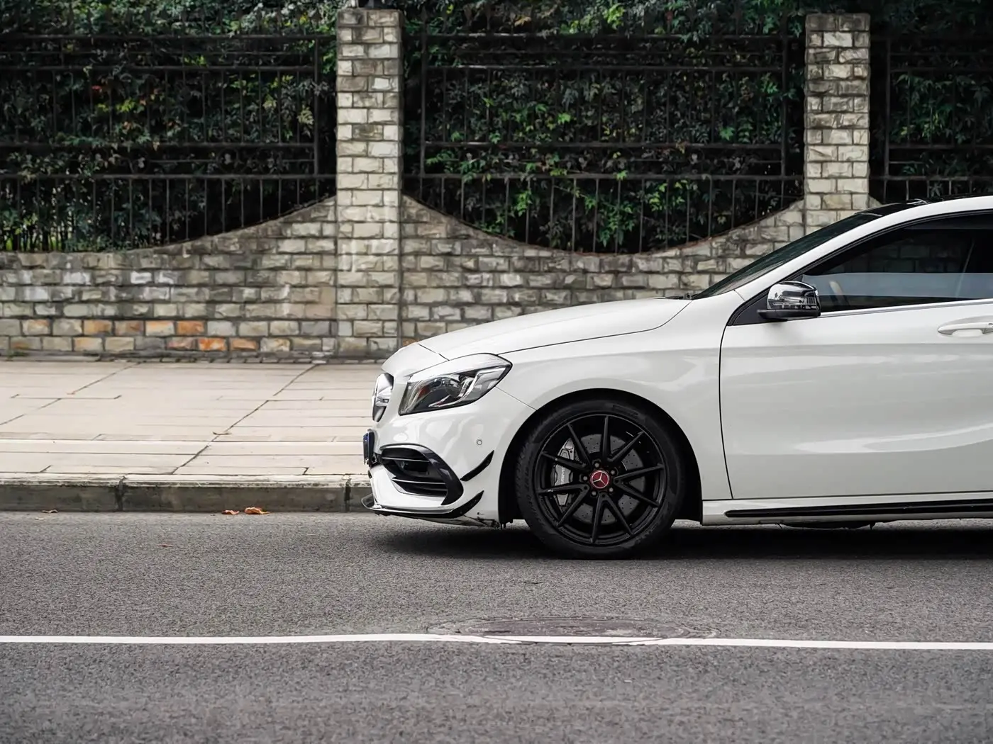 Mercedes-Benz A-Class AMG 2016 — Photo 17/20