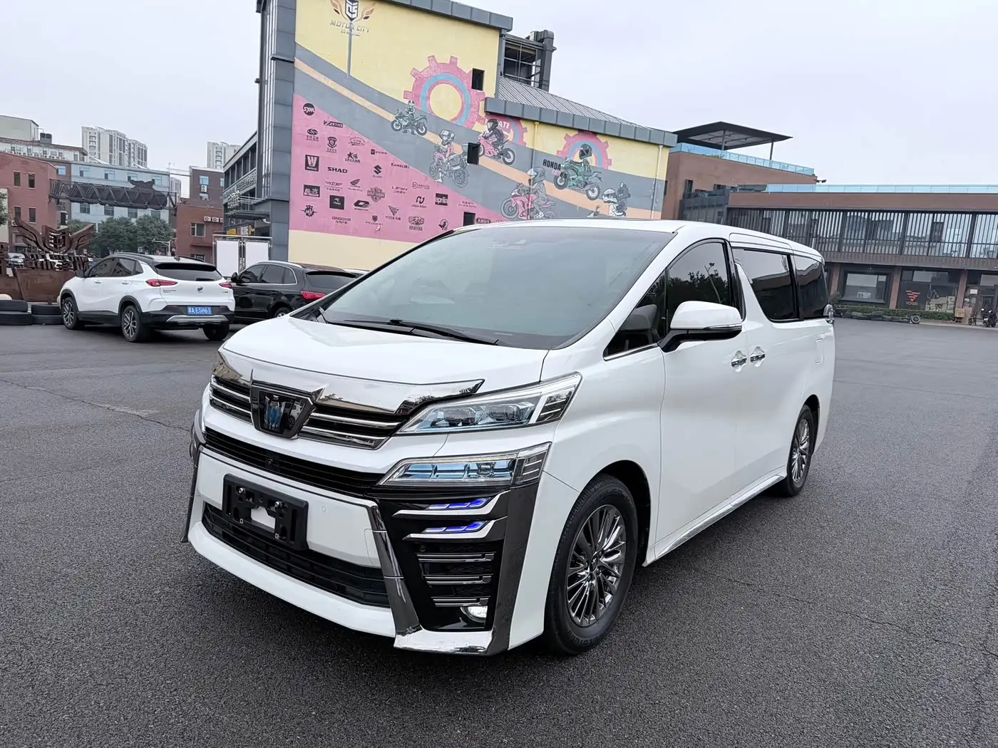 Toyota Vellfire, 2022