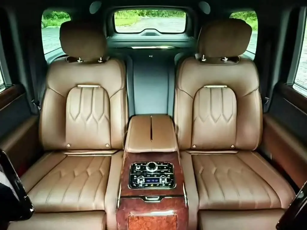 Hongqi Guoyao 2023 — Şəkil 7/9