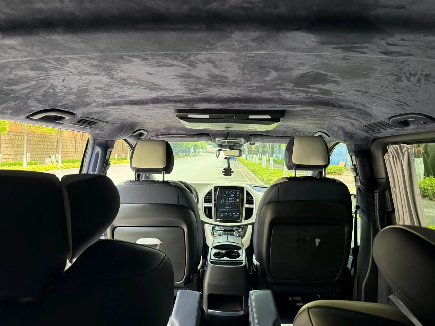 Mercedes-Benz Vito 2021 — Photo 15/20