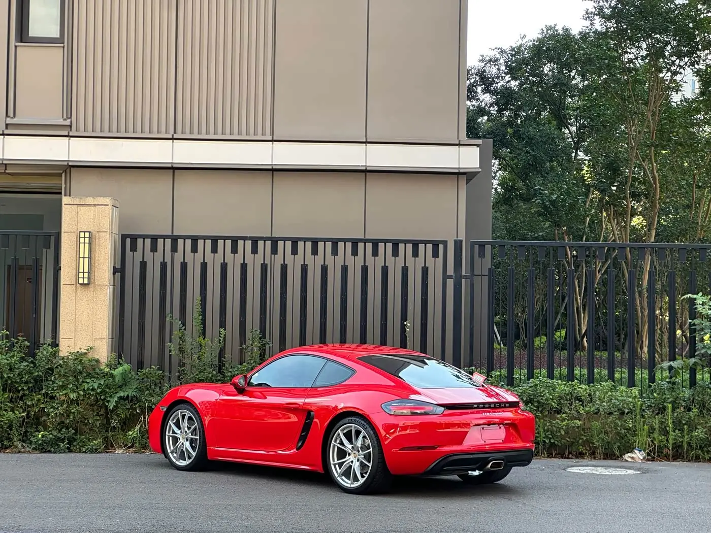Porsche 718 2021 — Photo 6/13