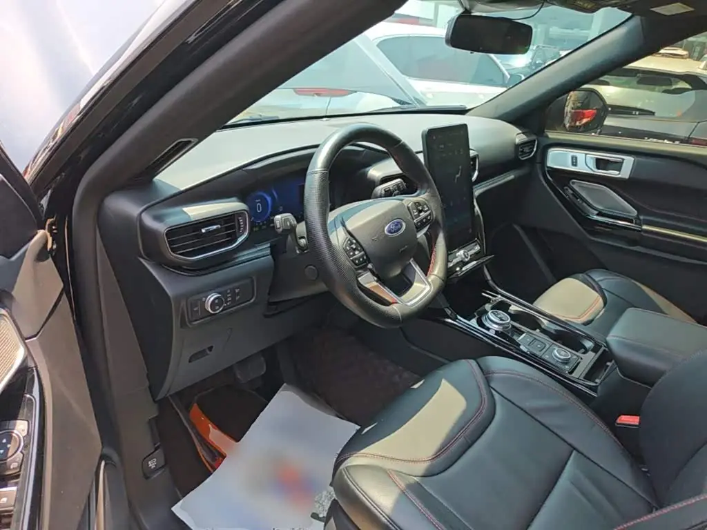 Ford Explorer 2021 — Şəkil 16/20