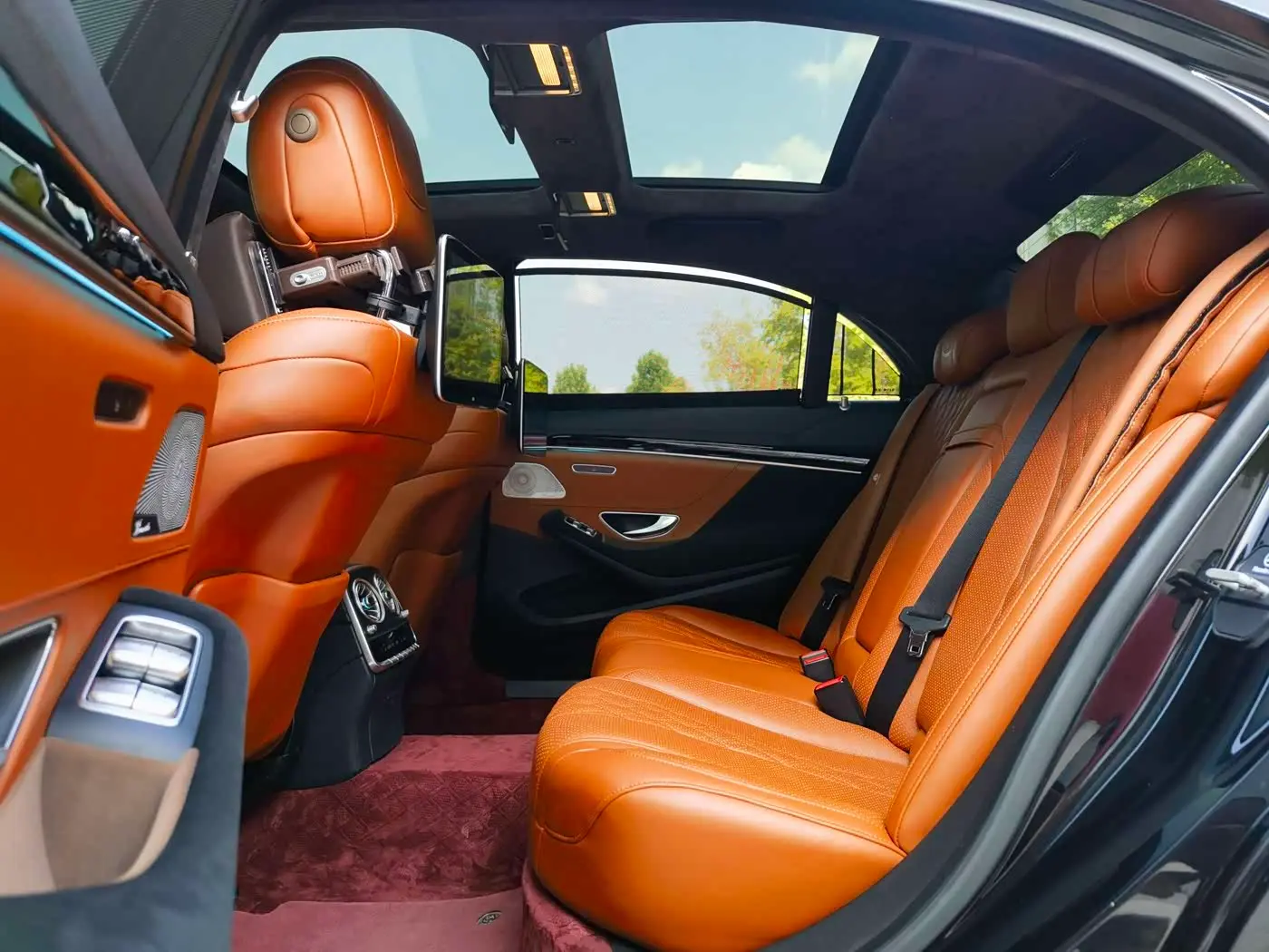 Mercedes-Benz S-Class 2016 — Photo 14/16