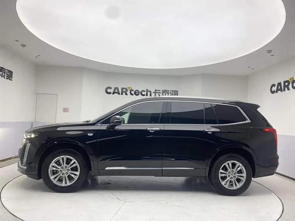 Cadillac XT6 2021 — Photo 8/20