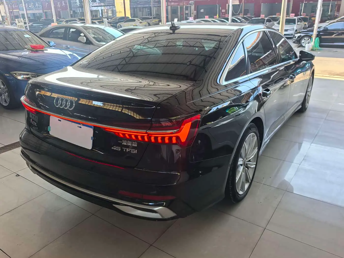 Audi A6L 2024 — Photo 17/17