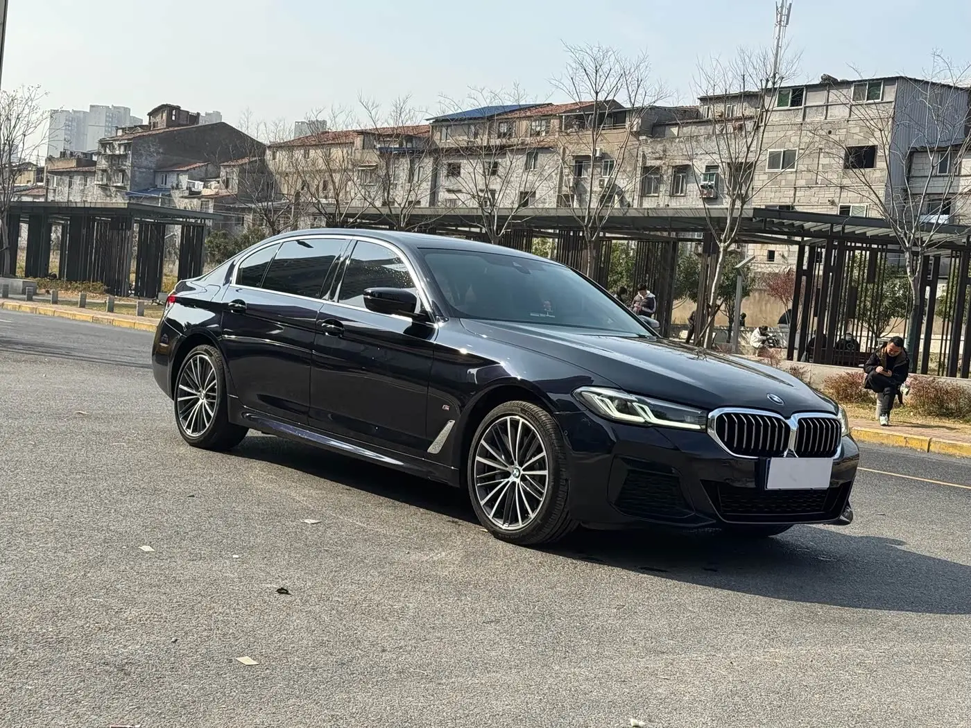 BMW 5 Series 2023 — Photo 3/16