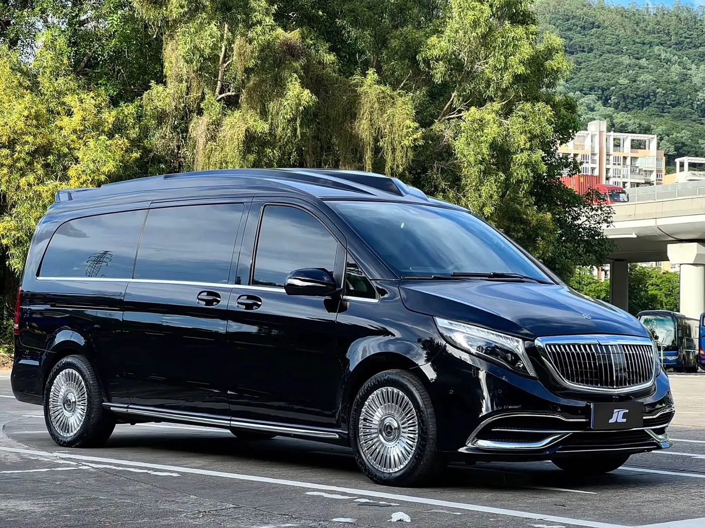 Mercedes-Benz V-Class 2022 — Фото 3/20