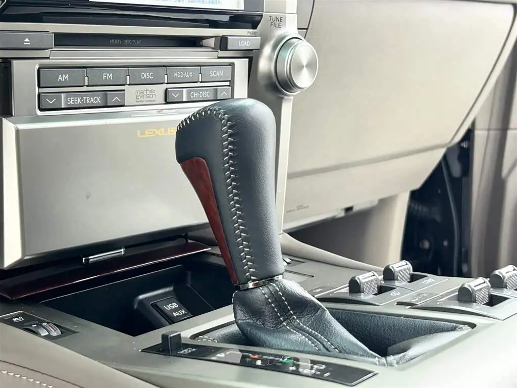 Lexus GX 2013 — Şəkil 10/20