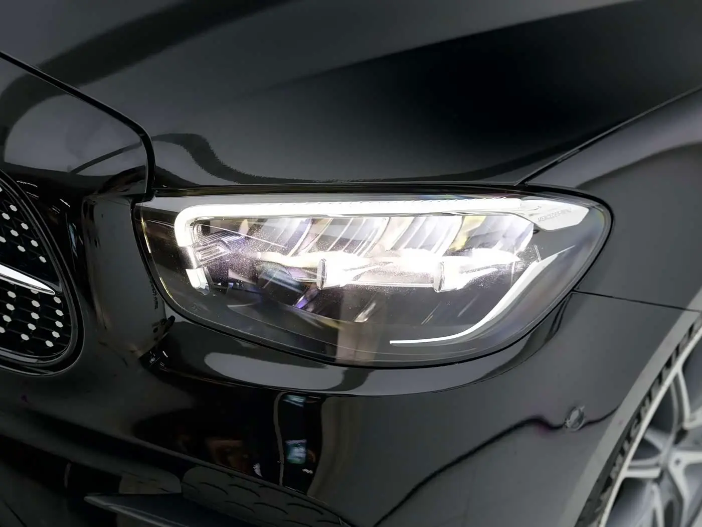 Mercedes-Benz E-Class 2021 — Photo 20/20