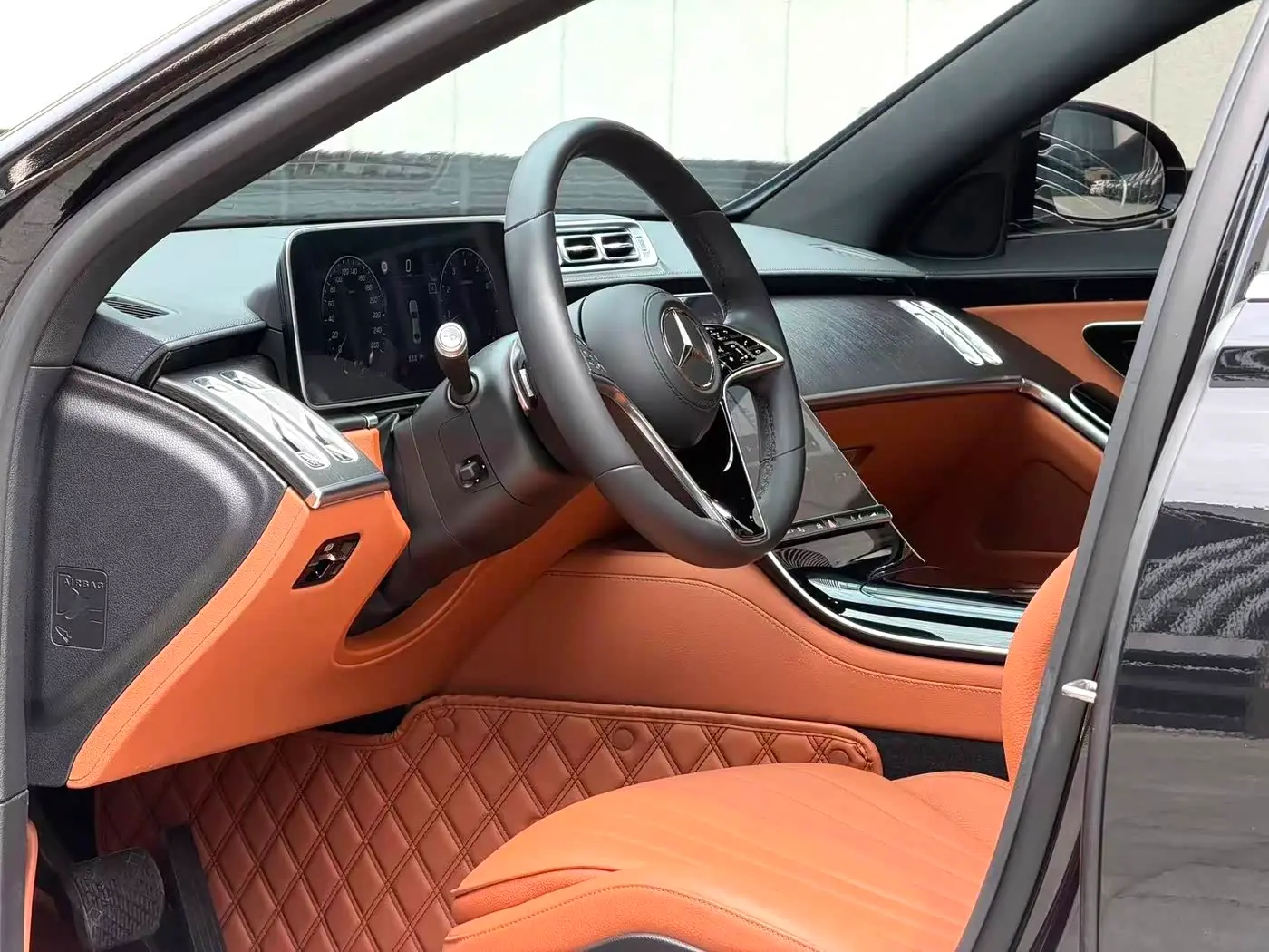 Mercedes-Benz S-Class 2024 — Фото 11/15
