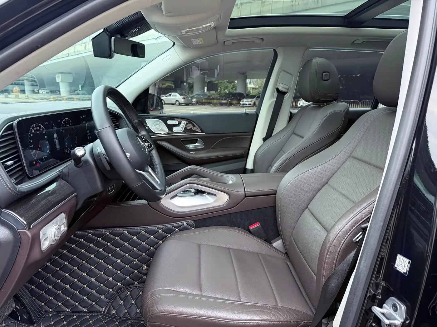 Mercedes-Benz GLE 2022 — Photo 6/19