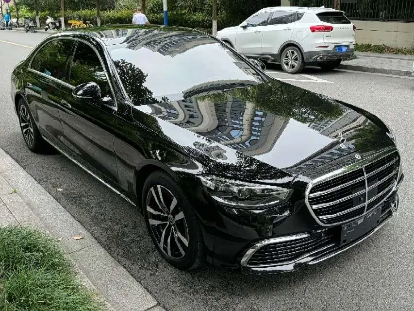 Mercedes-Benz S-Class 2024 — Photo 14/19