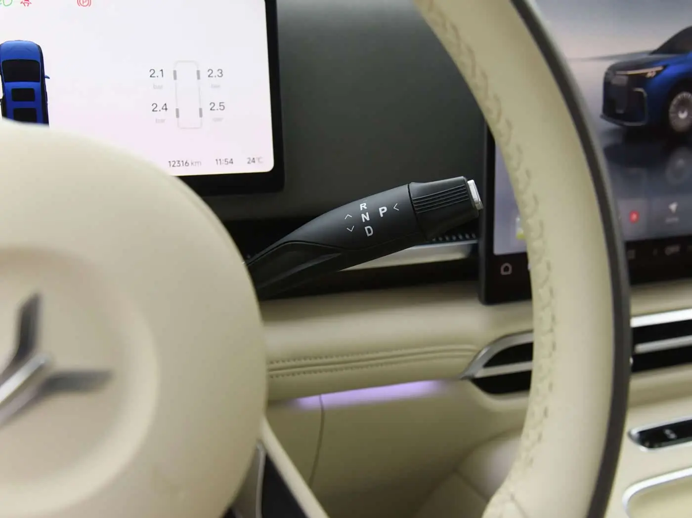 Voyah Auto Voyah Dreamer 2025 — Photo 9/20