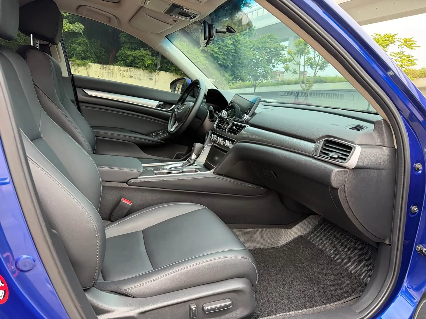 Honda Accord 2020 — Фото 12/15