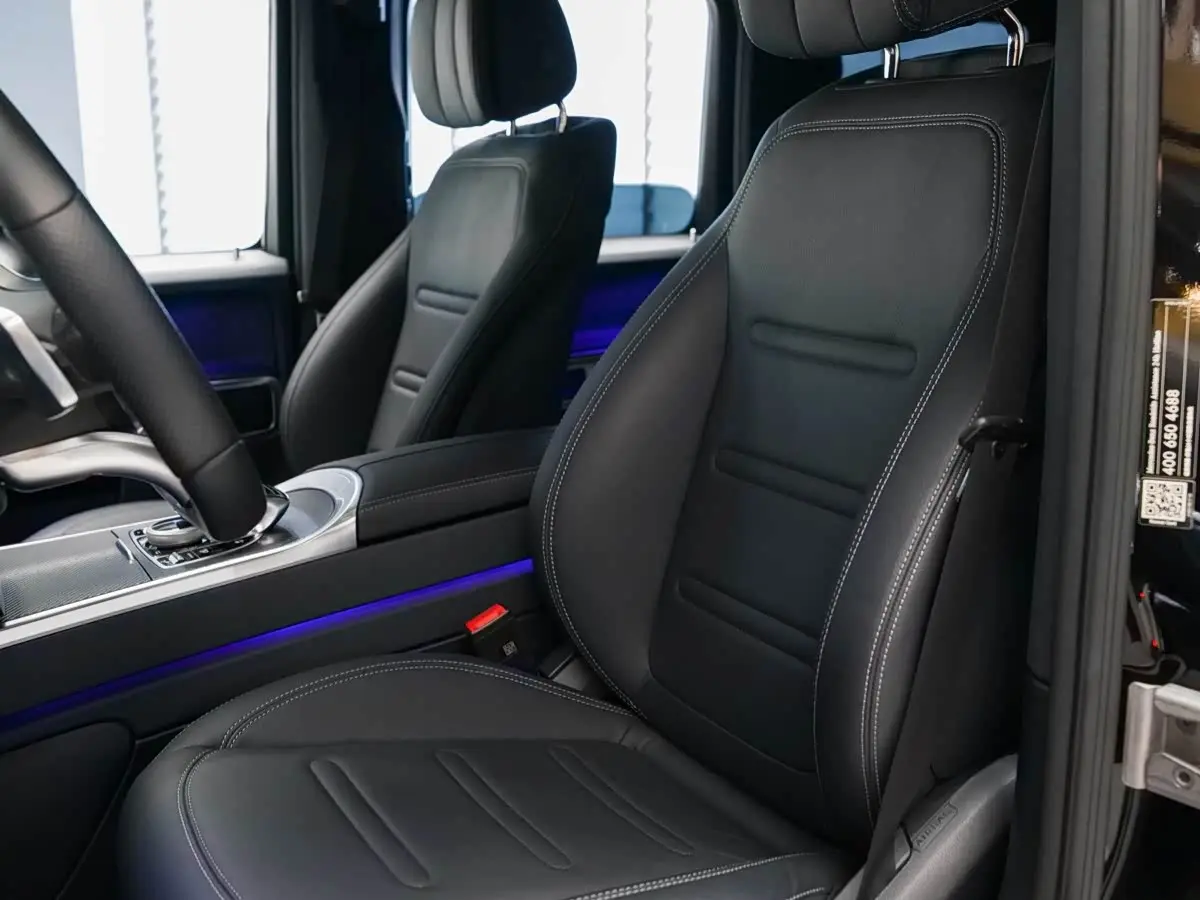 Mercedes-Benz G-Class 2023 — Фото 17/18