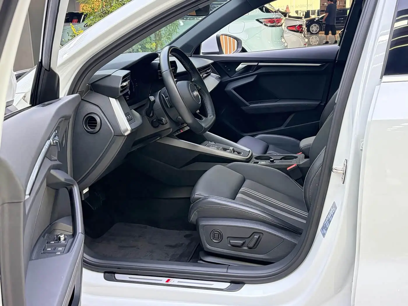 Audi A3 2023 — Photo 4/14